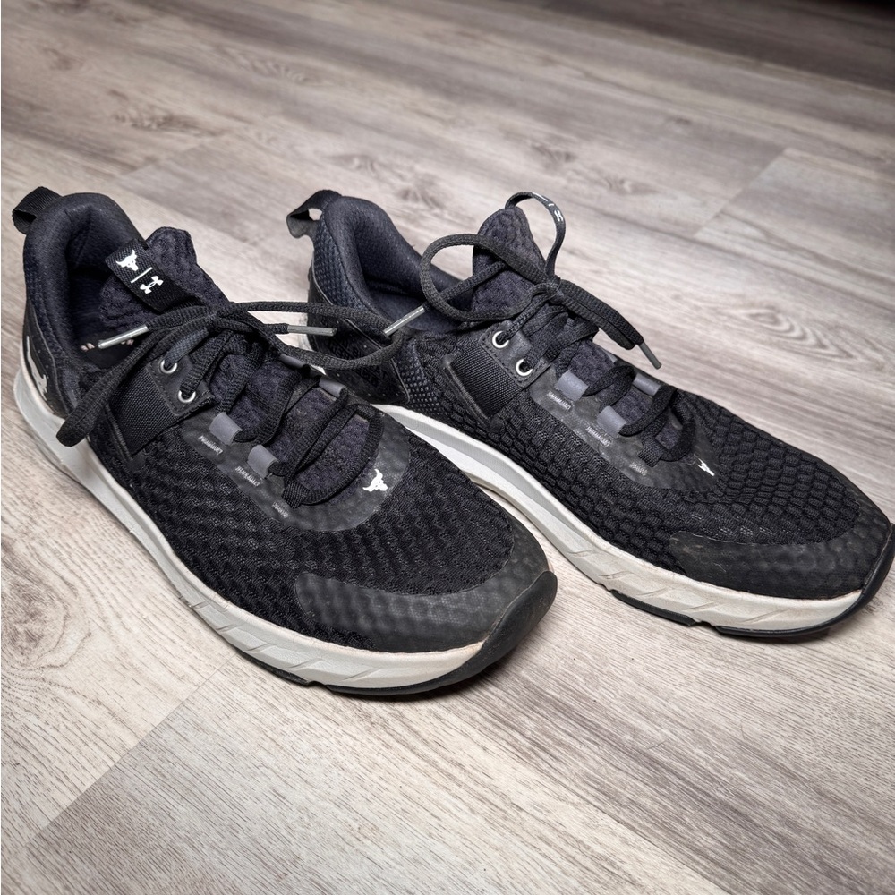 Under Armour x The Rock Training Shoes Black Size 11.5 - Picture 2 of 8